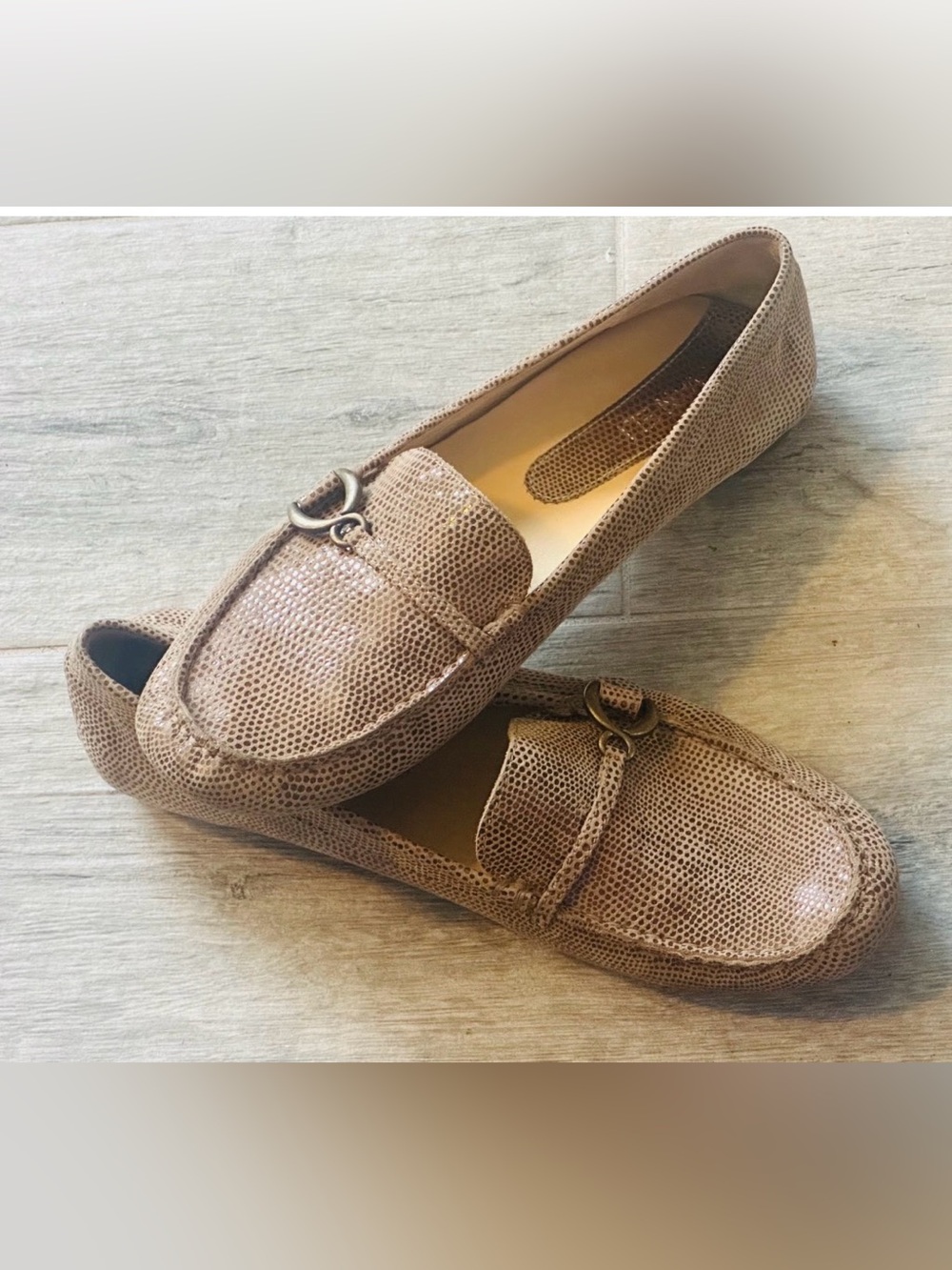 Vaneli  Animal  Print  Driving  Moccasins Loafers Size 9